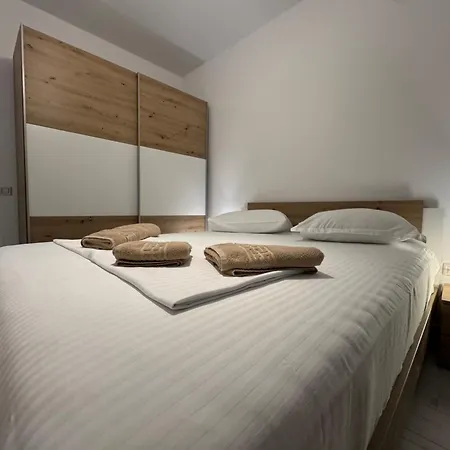 Alexa Deluxe Apartment At Central Address Rezidence - Parking Option-2